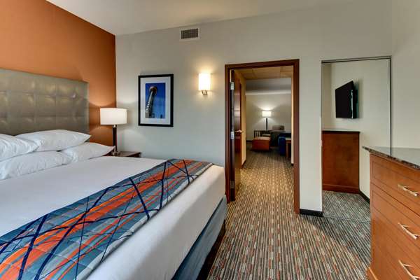  - Drury Inn & Suites West Knoxville - I-40 & I-75, Exit 378