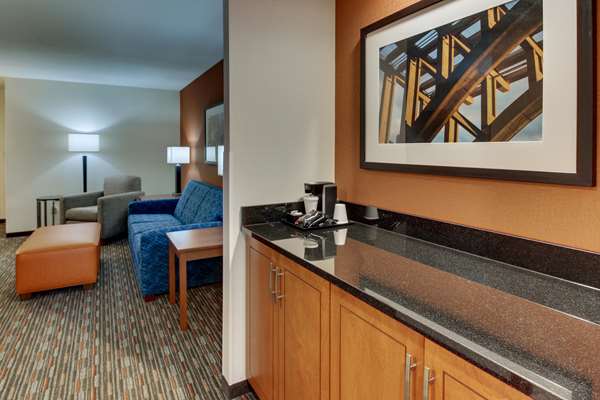  - Drury Inn & Suites West Knoxville - I-40 & I-75, Exit 378