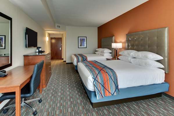  - Drury Inn & Suites West Knoxville - I-40 & I-75, Exit 378