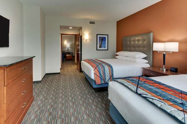  - Drury Inn & Suites West Knoxville - I-40 & I-75, Exit 378