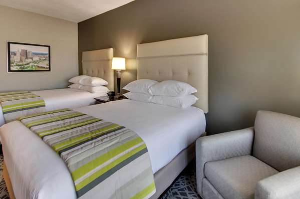  - Drury Inn & Suites Columbus - I-71, Exit 121