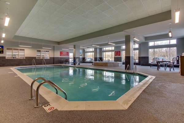 Pool - Drury Inn & Suites Columbus - I-71, Exit 121