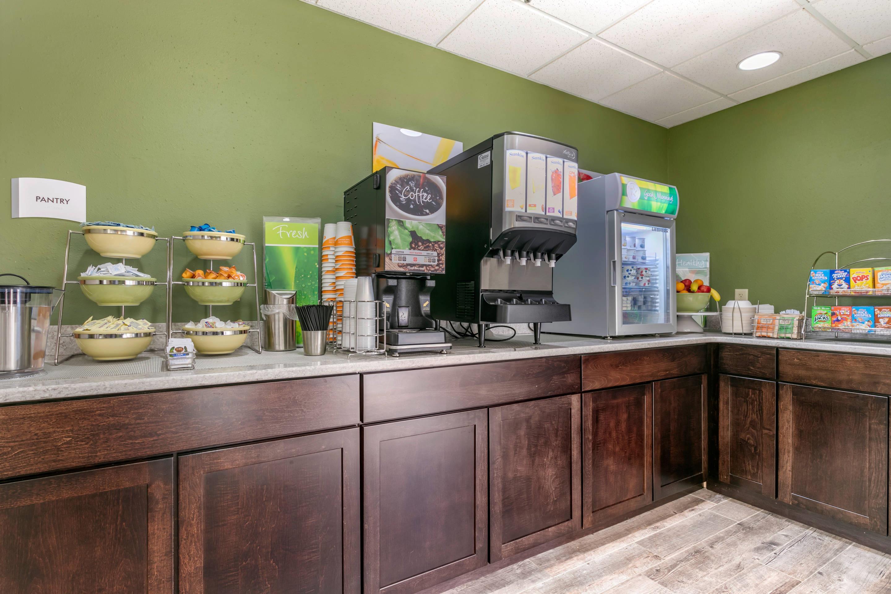 Breakfast area