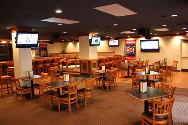 Restaurant - Ramada Viscount Suites Tucson