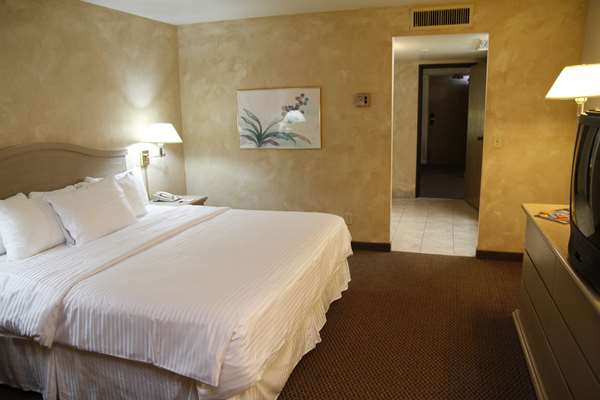  - Ramada Viscount Suites Tucson