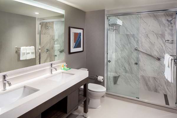 Suite - Hyatt Place Hotel Poughkeepsie