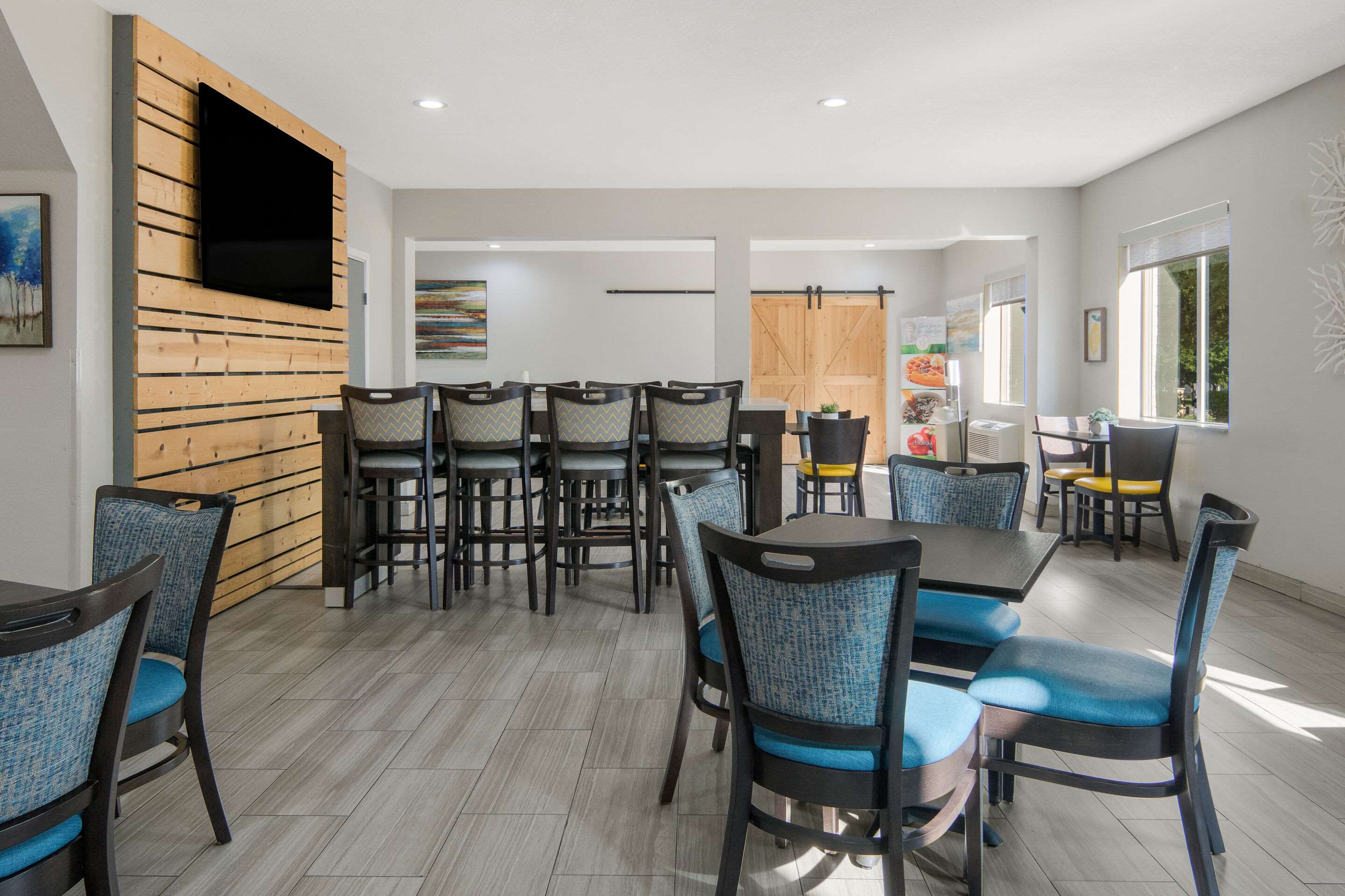 Breakfast area