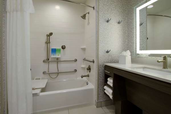  - Home2 Suites by Hilton Beaumont - I-10, Exit 848