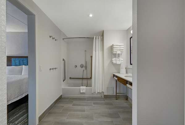  - Hampton Inn Peterborough