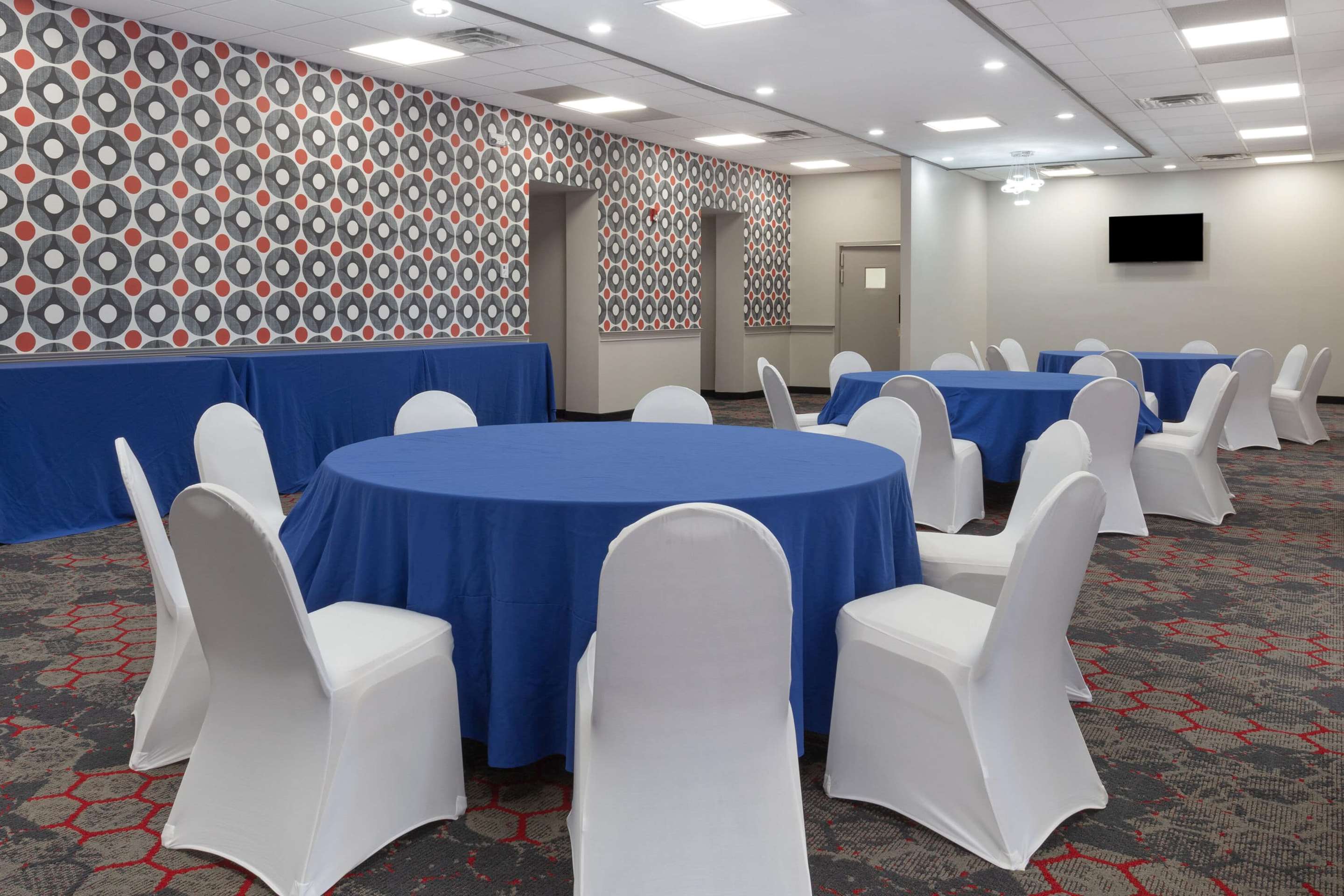 Meeting Room | Ramada by Wyndham Hartford North / Bradley Airport