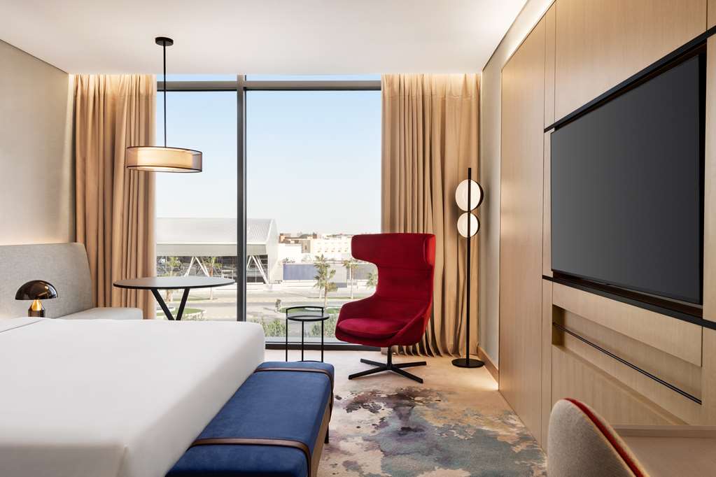RADISSON BLU RIYADH CONVENTION-guestroom-Guest Room,On-Site.jpg