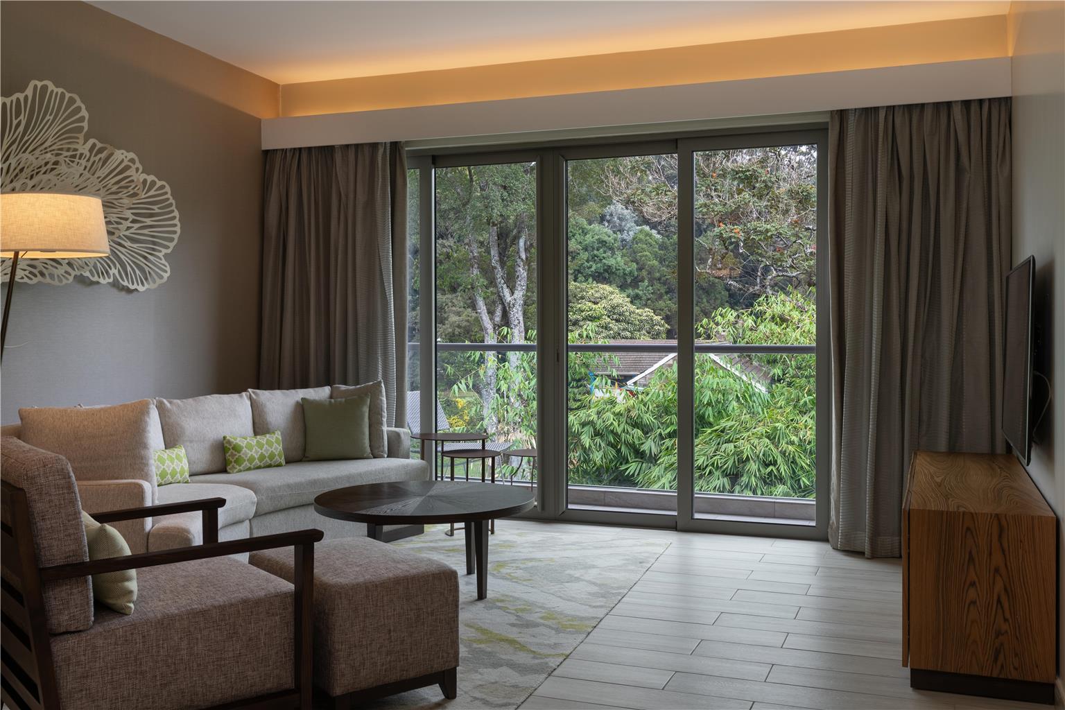 Radisson Blu Hotel & Residence, Nairobi Arboretum