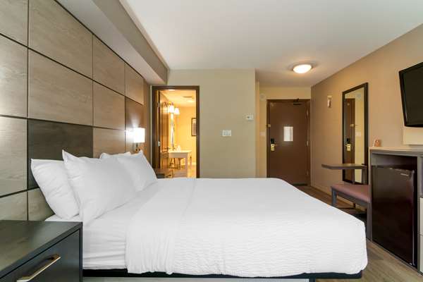  - Best Western Premier Aberdeen Kamloops Hotel