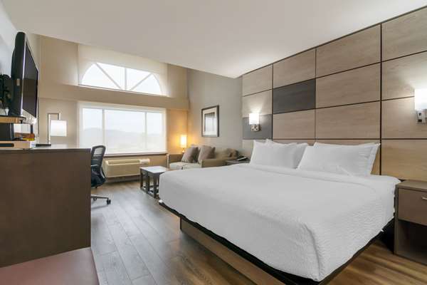  - Best Western Premier Aberdeen Kamloops Hotel