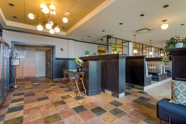 Restaurant - Best Western Premier Aberdeen Kamloops Hotel