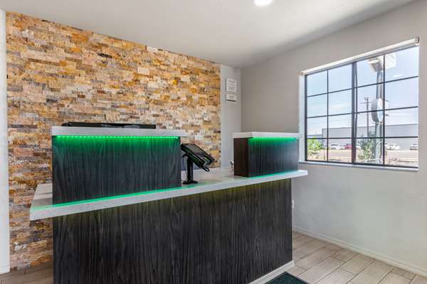  - Quality Inn Show Low