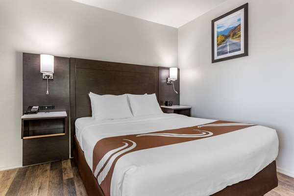  - Quality Inn Show Low