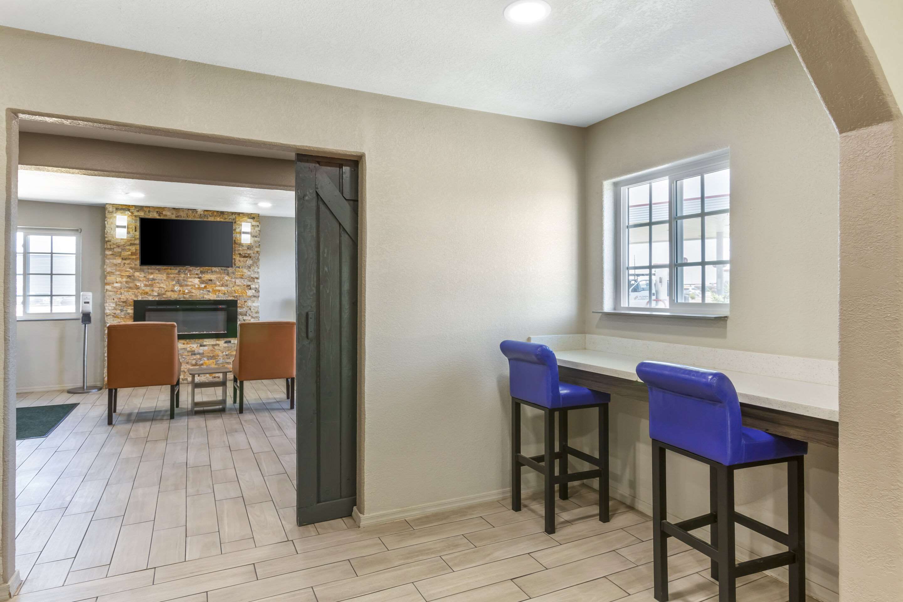 Breakfast area