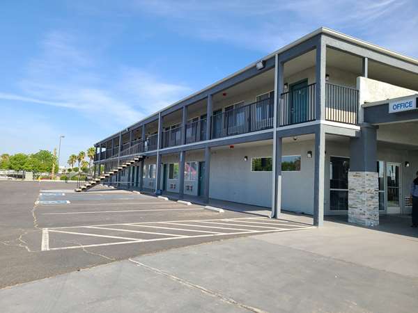 Exterior view - SureStay Hotel by Best Western Chowchilla
