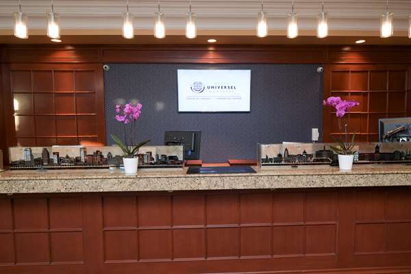  - Hotel Universel Montreal