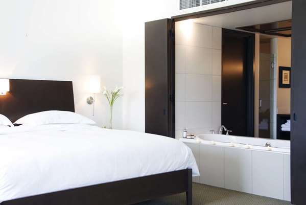  - Hotel Mortagne Boucherville