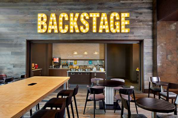 Amenities - Hampton Inn & Suites Midtown Atlanta - I-75 & I-85, Exit 250