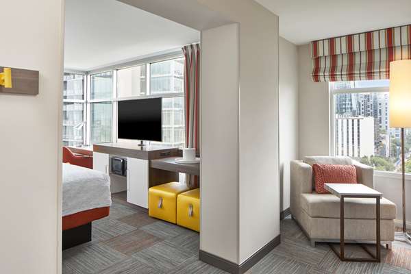  - Hampton Inn & Suites Midtown Atlanta - I-75 & I-85, Exit 250