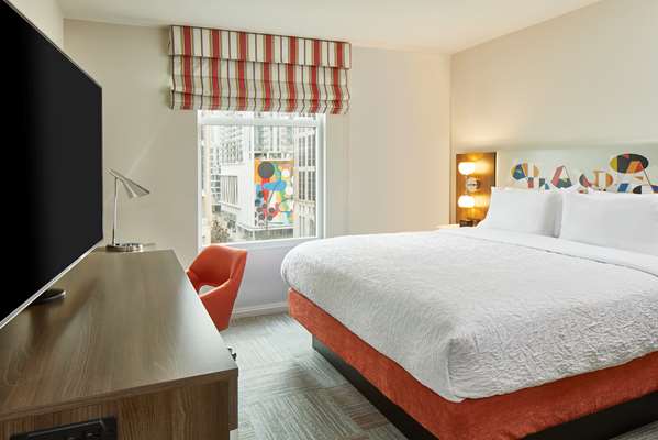  - Hampton Inn & Suites Midtown Atlanta - I-75 & I-85, Exit 250