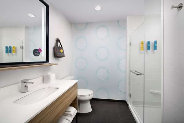  - Tru by Hilton Ashley Phosphate North Charleston - I-26, Exit 209