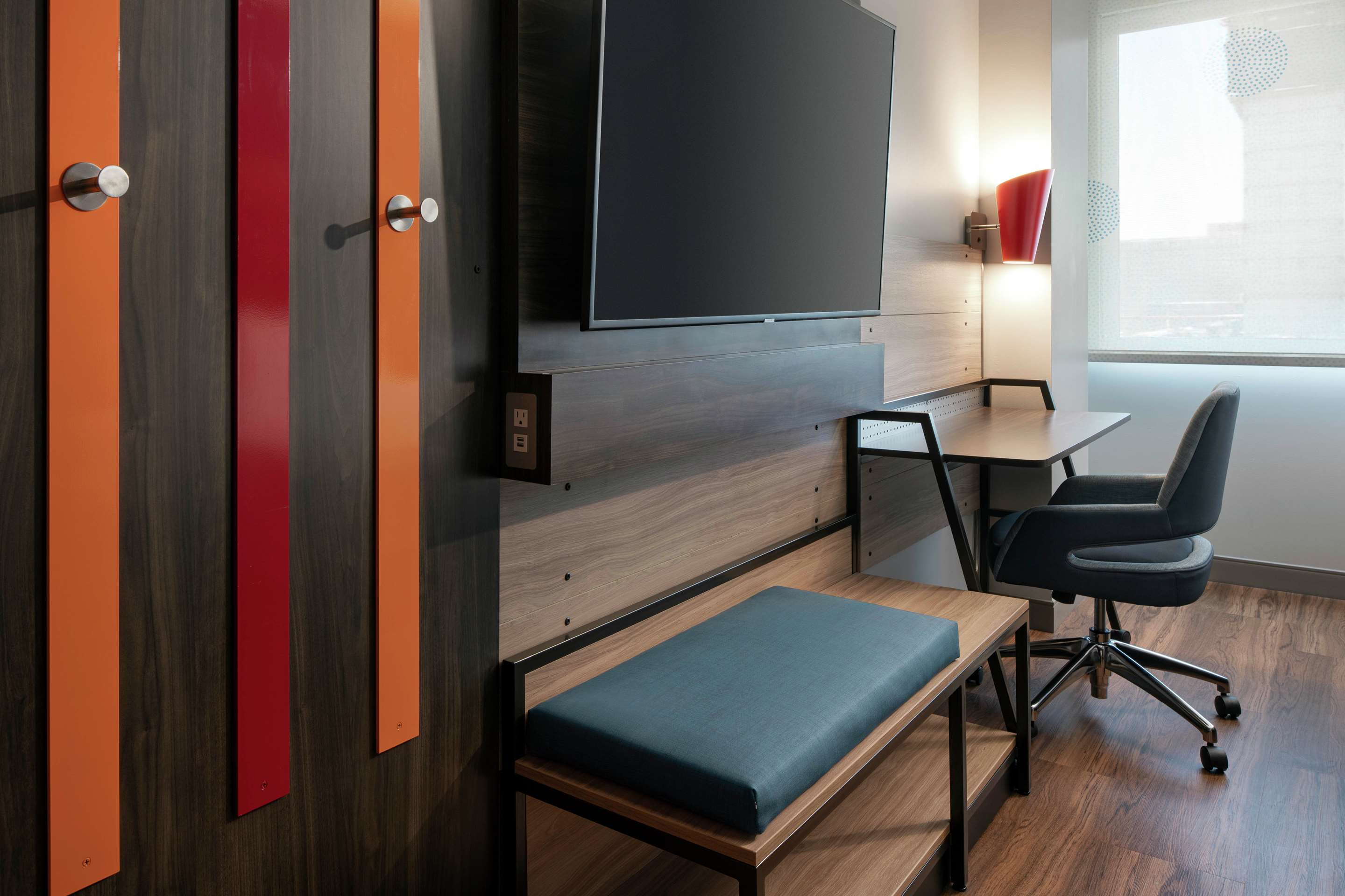 Guest room