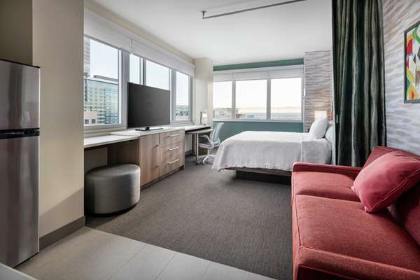  - Home2 Suites by Hilton & Convention Center Downtown Denver
