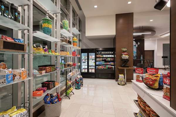 Restaurant - Home2 Suites by Hilton & Convention Center Downtown Denver