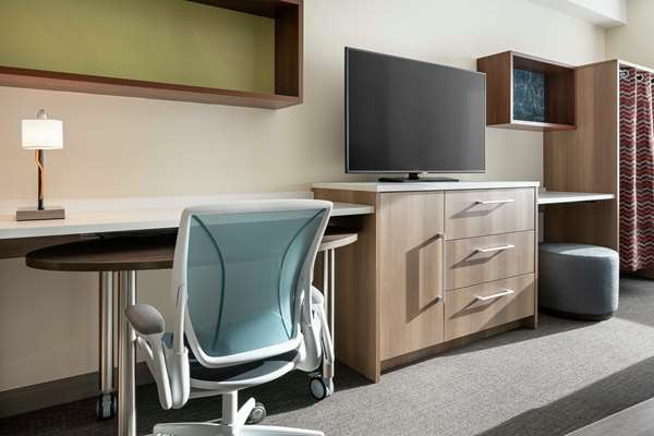  - Home2 Suites by Hilton & Convention Center Downtown Denver