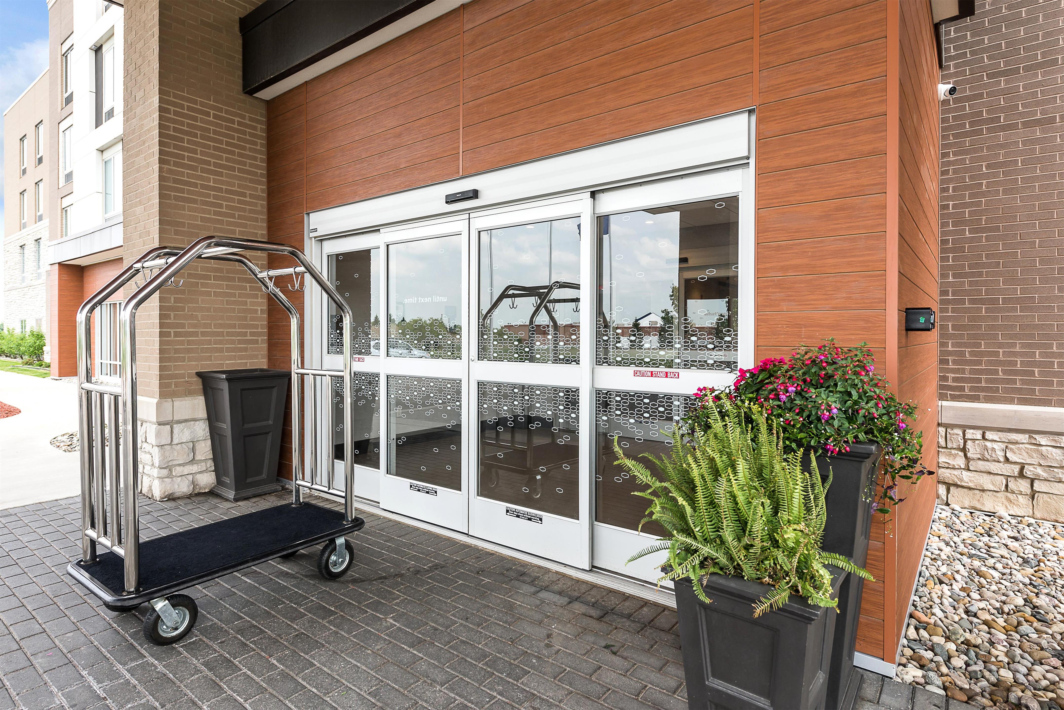 Exterior | Hampton Inn & Suites Howell
