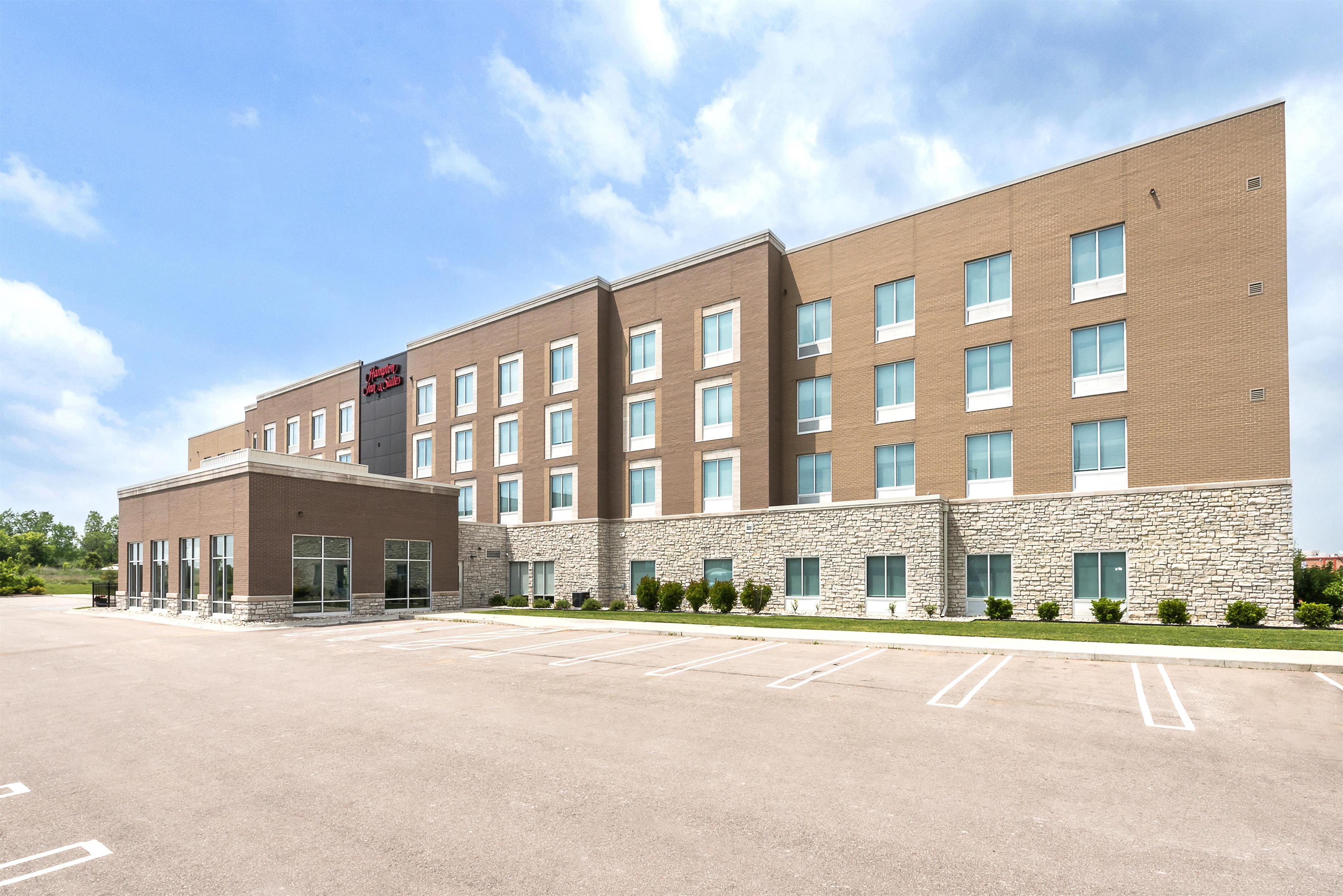 Exterior | Hampton Inn & Suites Howell