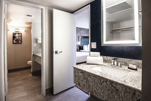  - Embassy Suites East Tucson