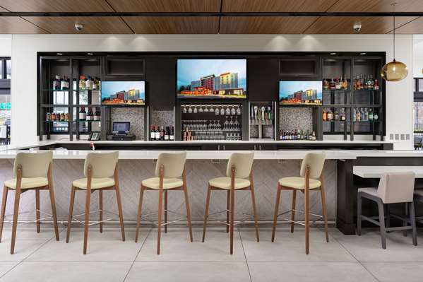 Bar - Hilton Garden Inn Papermill Drive Knoxville - I-40 & I-75, Exit 383