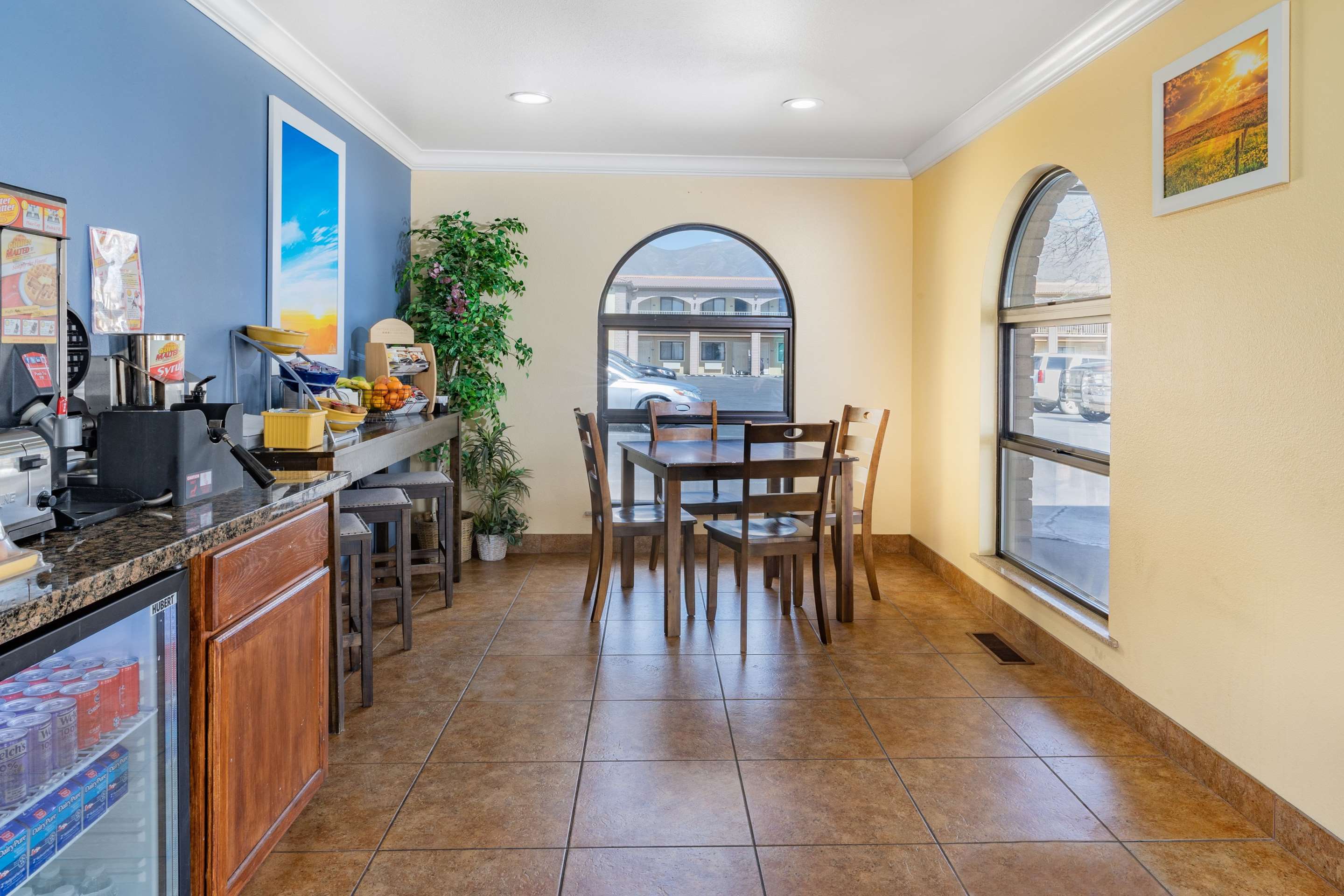 breakfast area