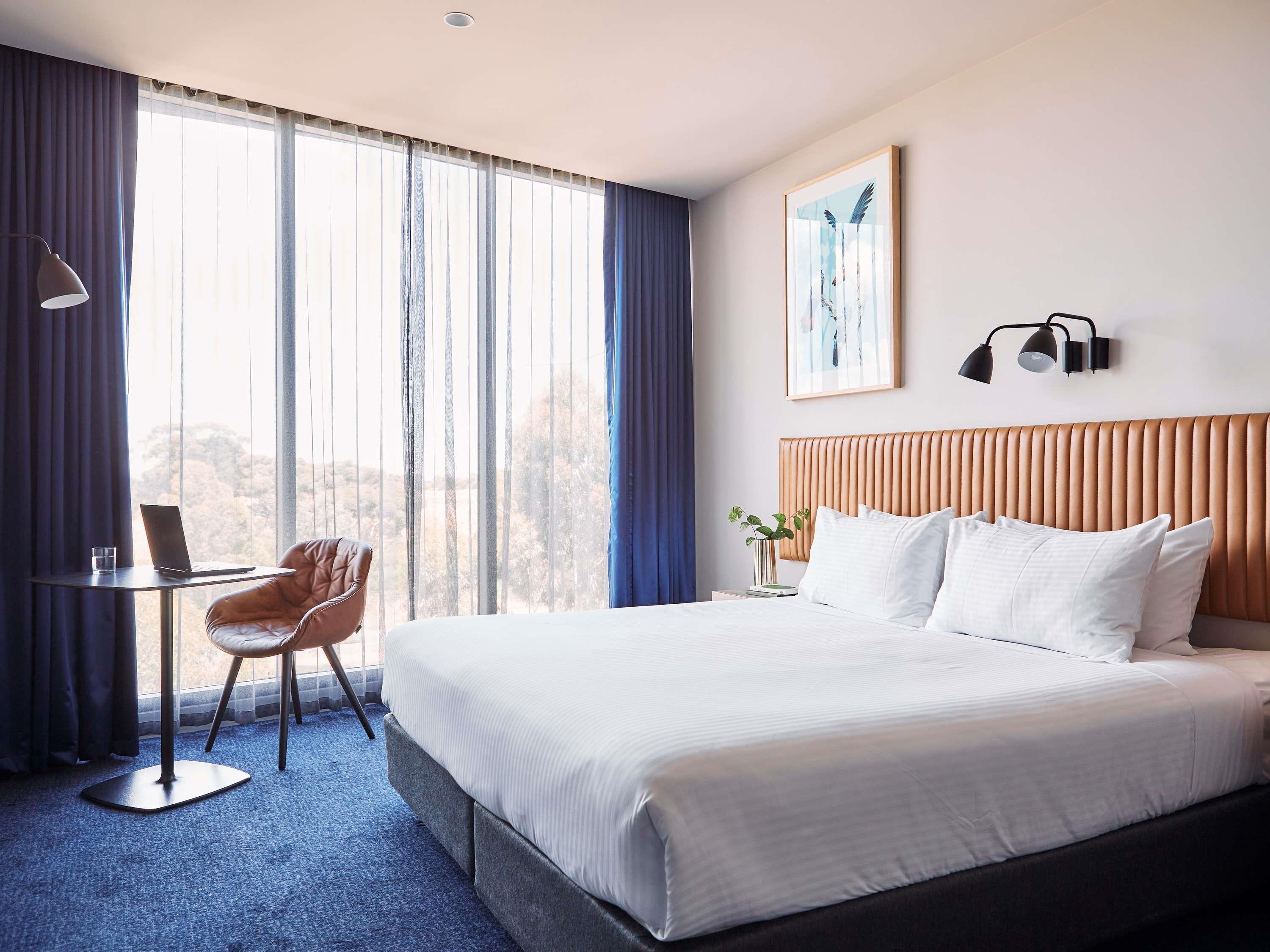 Mantra Melbourne Epping Room Type - Deluxe Hotel Room