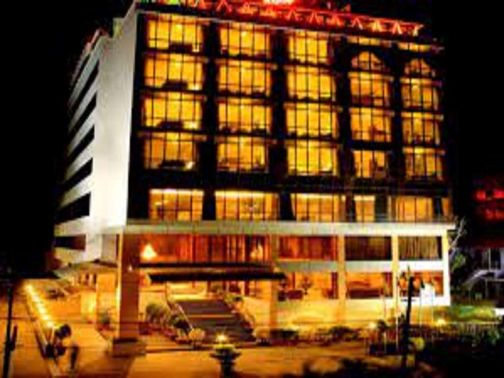 CLASSIC SAROVAR PORTICO THIRUVANANT-guestroom-Guest Room,Guest Room Amenity,On-Site.jpg