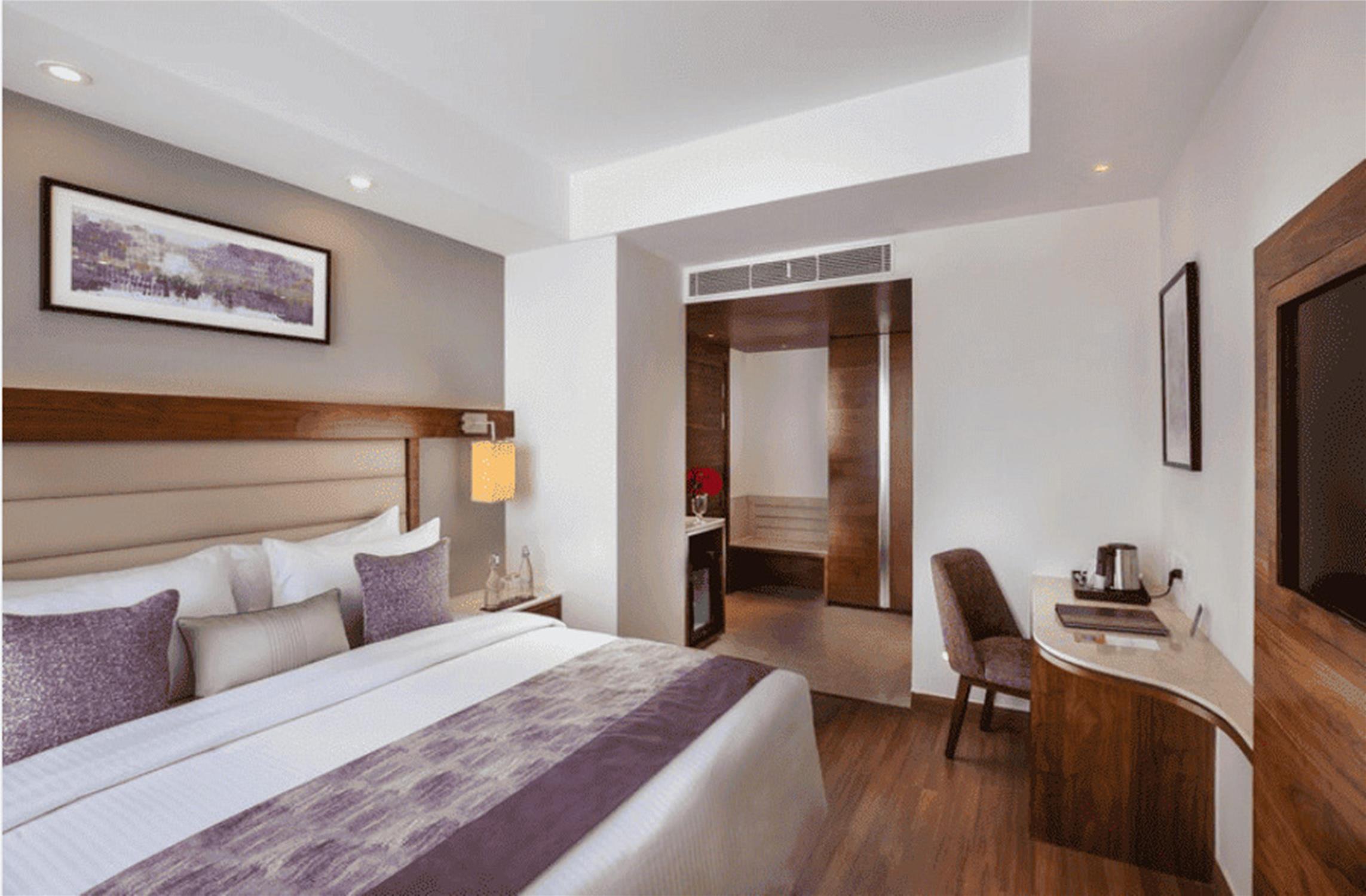 DELUXE ROOM Nirvana Sarovar Portico Gorakhpur