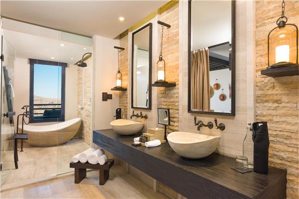 2 TWIN BEDS WITH JABAL RIDGE VIEW