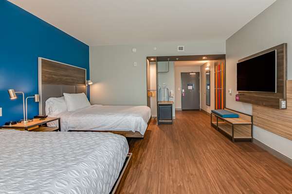  - Tru by Hilton Clarksville - I-24, Exit 4