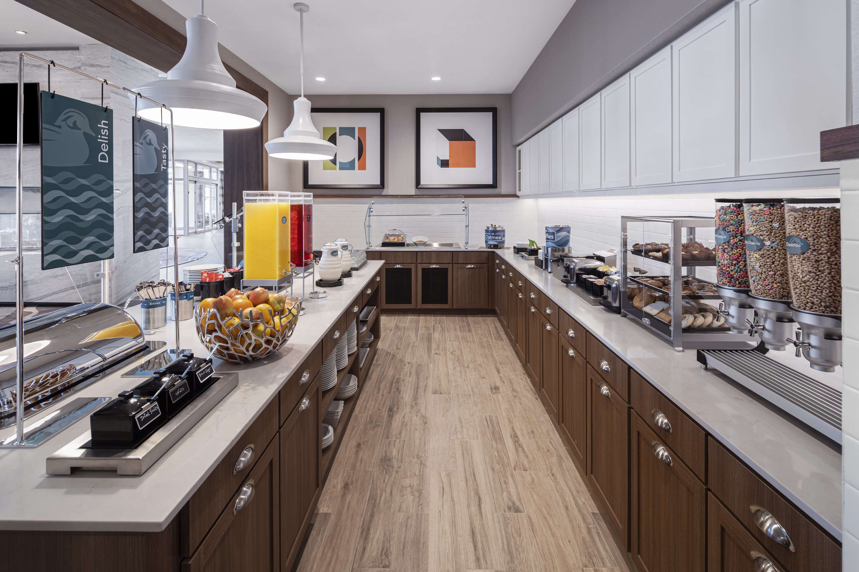 Breakfast Area | Homewood Suites by Hilton Boston Woburn