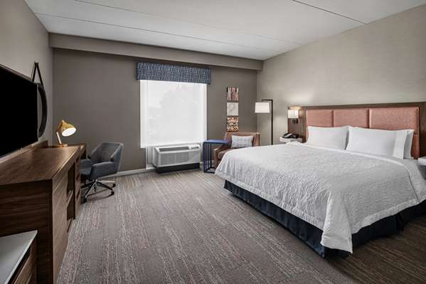  - Hampton Inn Boston Woburn - I-95, Exit 54