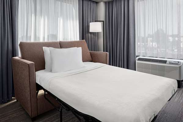  - Hampton Inn Boston Woburn - I-95, Exit 54