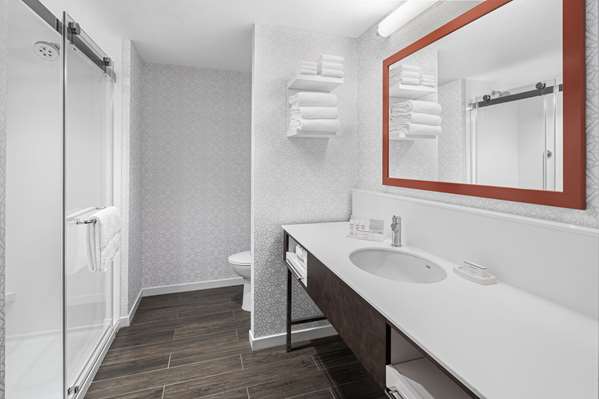  - Hampton Inn Boston Woburn - I-95, Exit 54