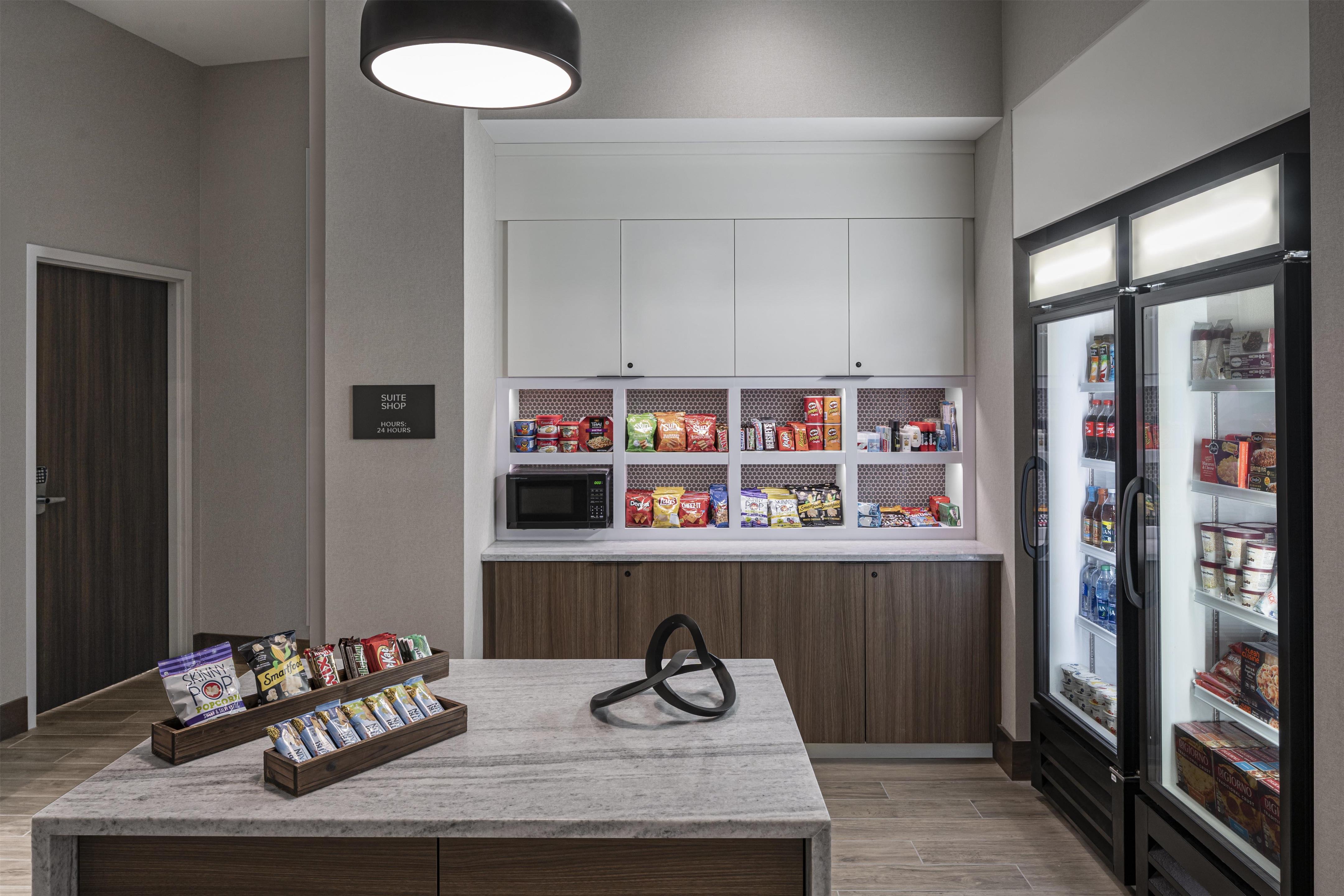 Restaurant | Hampton Inn Boston Woburn