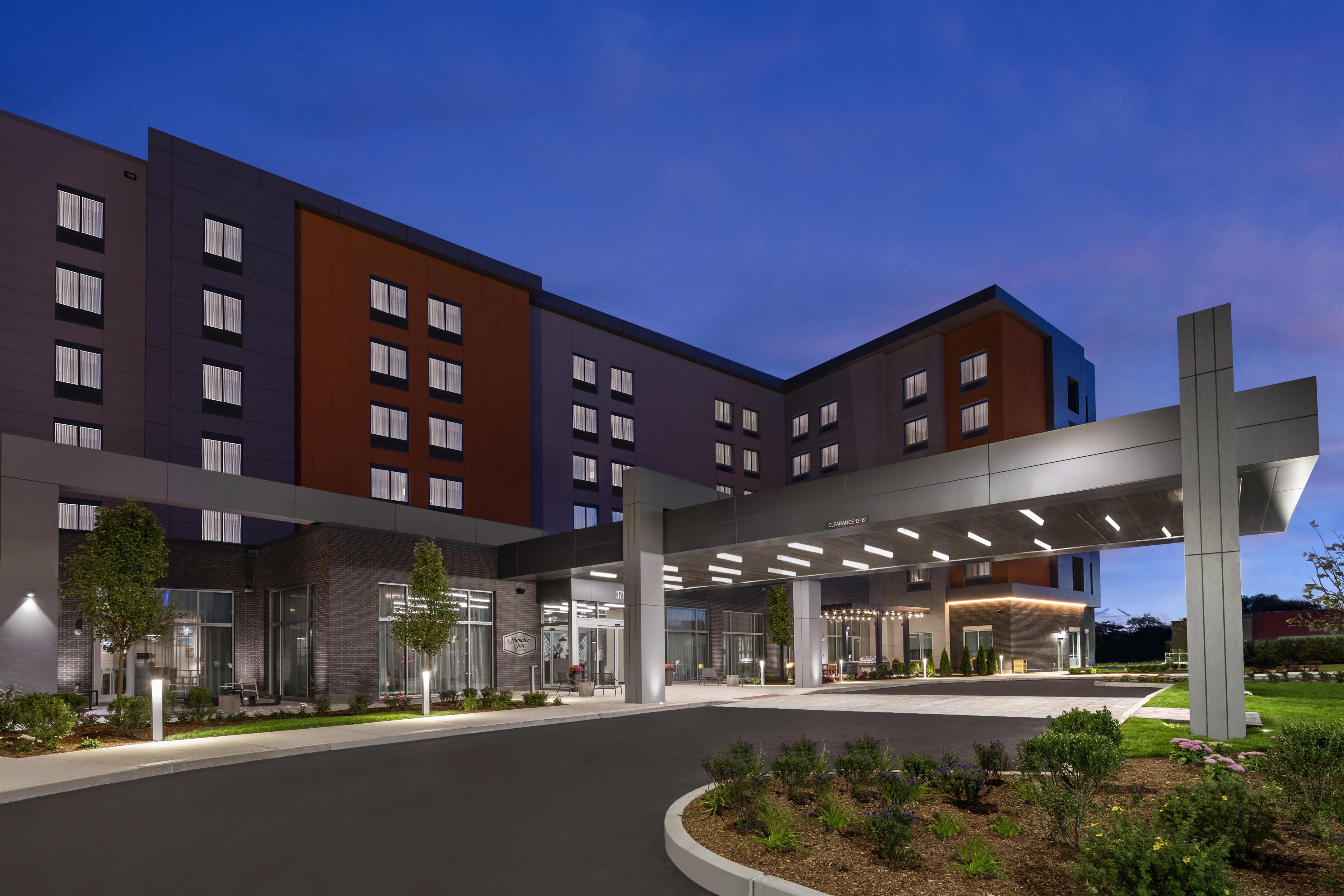 Exterior | Hampton Inn Boston Woburn