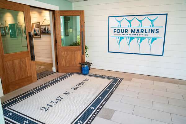 Restaurant - Reach Hotel Key West